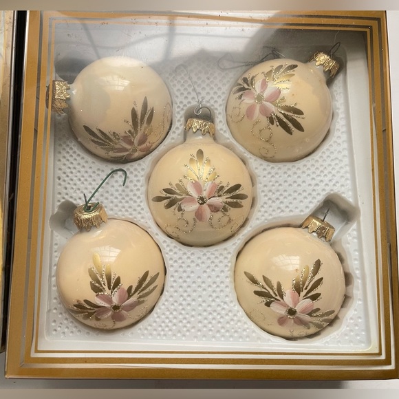 VNTG set 23 Kurt Adler Hand Crafted X-mas Tree Ornaments 13 Floral & 10 Candle - Picture 3 of 10
